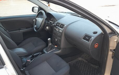 Ford Mondeo III, 2003 год, 395 000 рублей, 6 фотография