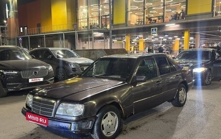 Mercedes-Benz E-Класс, 1994 год, 140 000 рублей, 2 фотография