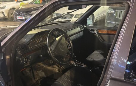 Mercedes-Benz E-Класс, 1994 год, 140 000 рублей, 6 фотография