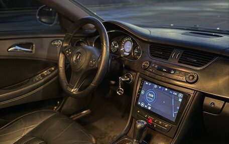 Mercedes-Benz CLS, 2006 год, 1 300 000 рублей, 2 фотография