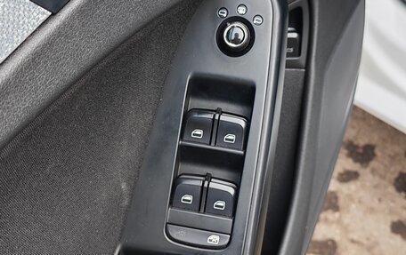 Audi A4, 2009 год, 1 050 000 рублей, 17 фотография