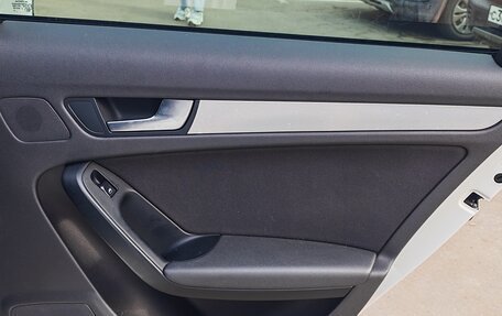 Audi A4, 2009 год, 1 050 000 рублей, 38 фотография