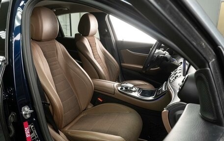 Mercedes-Benz E-Класс, 2016 год, 2 899 000 рублей, 12 фотография