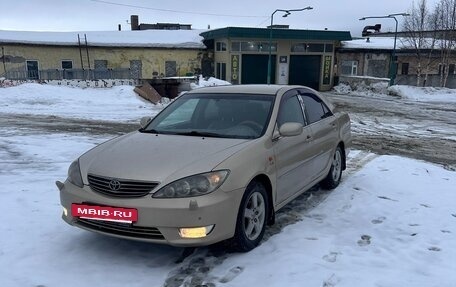 Toyota Camry V40, 2004 год, 760 000 рублей, 7 фотография