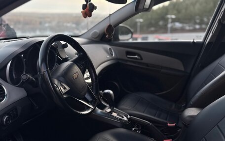 Chevrolet Cruze II, 2014 год, 700 000 рублей, 4 фотография