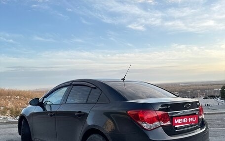 Chevrolet Cruze II, 2014 год, 700 000 рублей, 3 фотография