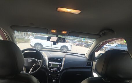 Hyundai Solaris II рестайлинг, 2014 год, 1 200 000 рублей, 14 фотография