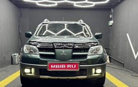 Mitsubishi Outlander III рестайлинг 3, 2005 год, 1 300 000 рублей, 1 фотография