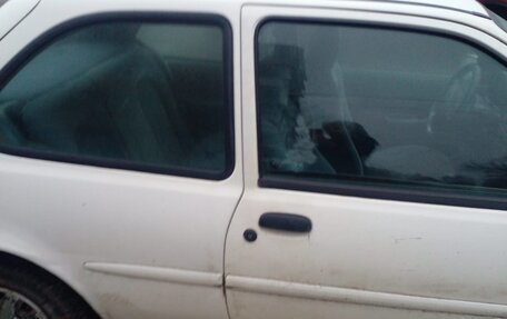 Ford Fiesta, 1998 год, 59 900 рублей, 27 фотография