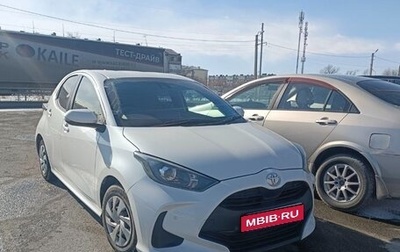 Toyota Yaris, 2021 год, 950 000 рублей, 1 фотография