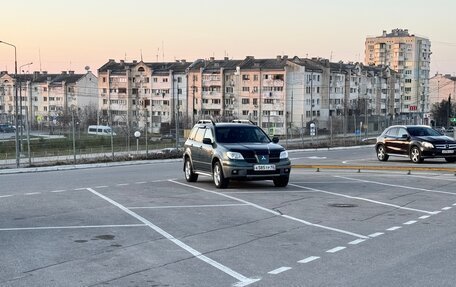 Mitsubishi Outlander III рестайлинг 3, 2005 год, 1 300 000 рублей, 9 фотография