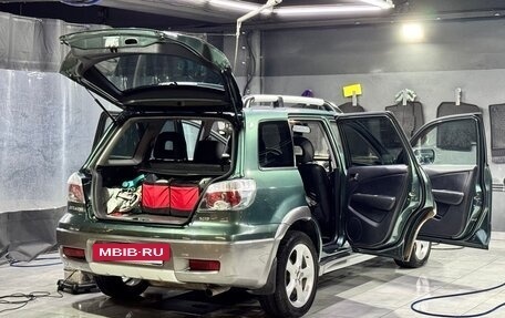 Mitsubishi Outlander III рестайлинг 3, 2005 год, 1 300 000 рублей, 5 фотография