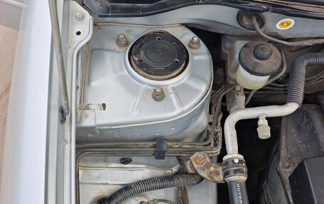 Toyota Corolla, 2005 год, 670 000 рублей, 22 фотография