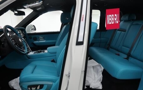 Rolls-Royce Cullinan, 2025 год, 69 990 000 рублей, 4 фотография