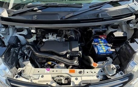 Toyota Roomy I, 2017 год, 963 000 рублей, 24 фотография