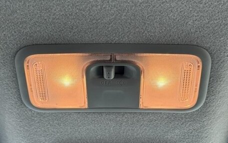 Toyota Roomy I, 2017 год, 963 000 рублей, 37 фотография