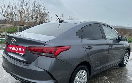 Hyundai Solaris II рестайлинг, 2021 год, 1 280 000 рублей, 4 фотография