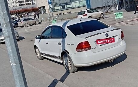 Volkswagen Polo VI (EU Market), 2013 год, 450 000 рублей, 3 фотография