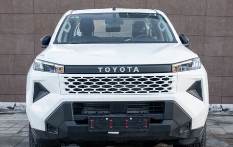 Toyota Hilux, 2025 год, 7 459 000 рублей, 2 фотография