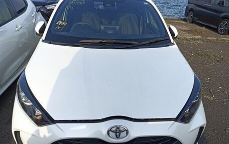 Toyota Yaris, 2021 год, 950 000 рублей, 4 фотография