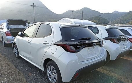 Toyota Yaris, 2021 год, 950 000 рублей, 9 фотография