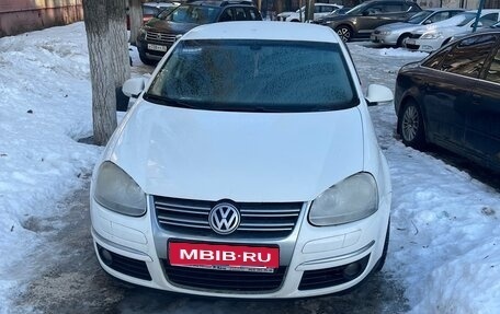 Volkswagen Jetta VI, 2009 год, 450 000 рублей, 1 фотография