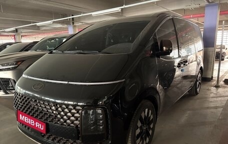 Hyundai Staria, 2025 год, 9 990 000 рублей, 1 фотография