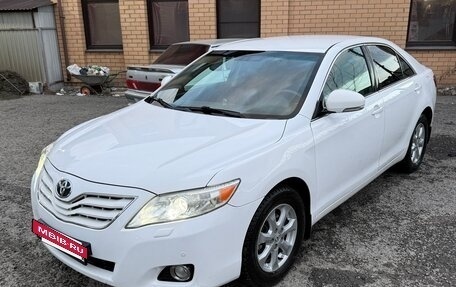 Toyota Camry, 2011 год, 1 199 000 рублей, 2 фотография