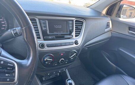 Hyundai Solaris II рестайлинг, 2019 год, 1 350 000 рублей, 8 фотография