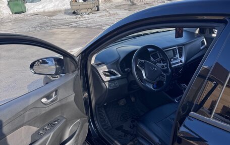 Hyundai Solaris II рестайлинг, 2019 год, 1 350 000 рублей, 6 фотография