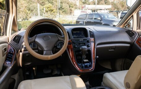 Lexus RX IV рестайлинг, 1999 год, 1 135 000 рублей, 7 фотография