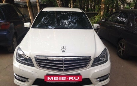 Mercedes-Benz C-Класс, 2011 год, 1 180 000 рублей, 2 фотография