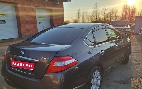 Nissan Teana, 2010 год, 900 000 рублей, 5 фотография