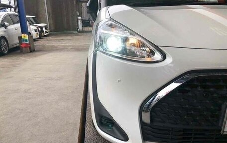 Toyota Sienta II, 2022 год, 1 426 000 рублей, 3 фотография