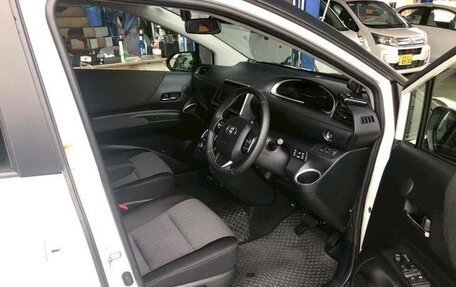 Toyota Sienta II, 2022 год, 1 426 000 рублей, 20 фотография