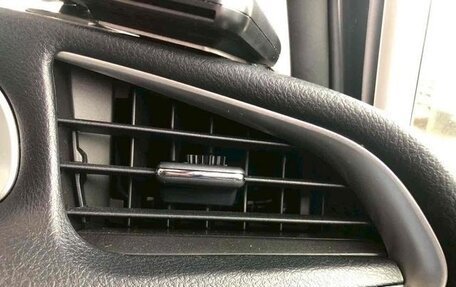 Toyota Sienta II, 2022 год, 1 426 000 рублей, 28 фотография