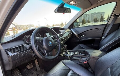 BMW 5 серия, 2004 год, 1 000 000 рублей, 9 фотография