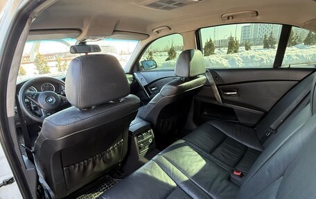 BMW 5 серия, 2004 год, 1 000 000 рублей, 10 фотография