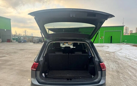 Volkswagen Tiguan II, 2019 год, 2 100 000 рублей, 6 фотография