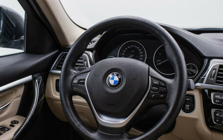 BMW 3 серия, 2017 год, 2 540 000 рублей, 15 фотография