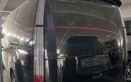 Hyundai Staria, 2025 год, 9 990 000 рублей, 4 фотография