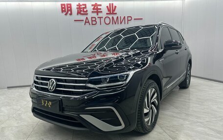Volkswagen Tiguan II, 2023 год, 2 780 000 рублей, 1 фотография
