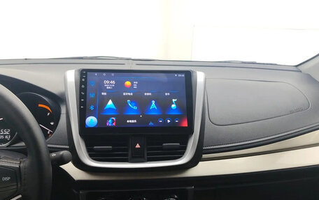 Toyota Yaris XP150 рестайлинг, 2022 год, 1 424 000 рублей, 14 фотография