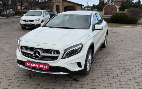Mercedes-Benz GLA, 2016 год, 1 890 000 рублей, 1 фотография