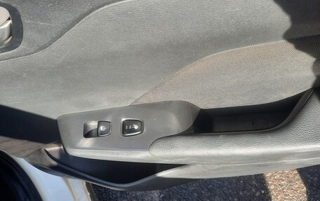 Hyundai Solaris II рестайлинг, 2017 год, 750 000 рублей, 6 фотография