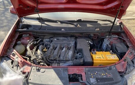 Renault Logan II, 2014 год, 800 000 рублей, 13 фотография