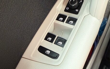 Volkswagen Tiguan II, 2017 год, 2 500 000 рублей, 8 фотография