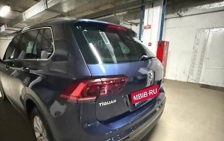 Volkswagen Tiguan II, 2017 год, 2 500 000 рублей, 3 фотография