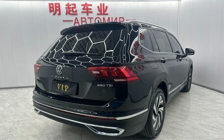 Volkswagen Tiguan II, 2023 год, 2 780 000 рублей, 4 фотография