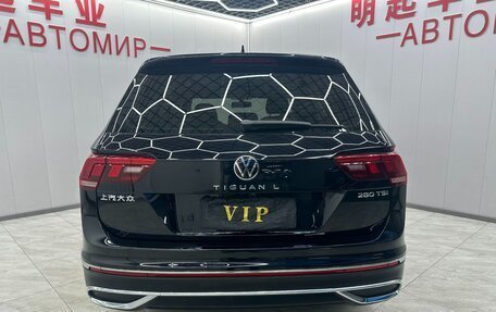 Volkswagen Tiguan II, 2023 год, 2 780 000 рублей, 6 фотография